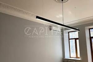 коммерческая по адресу Саксаганского ул., 104