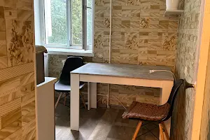 квартира за адресою 12 квітня, 24