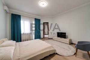 будинок за адресою смт. Козин, Нова вул., 77