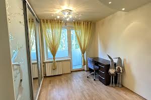квартира за адресою Перемоги просп., 72