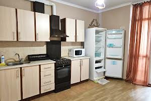 квартира за адресою Федора Ернста вул., 16-В