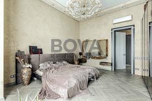 будинок за адресою Янтарна вул., 1