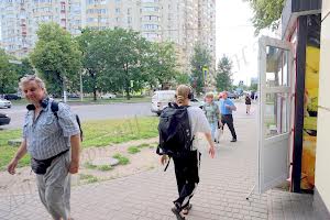 комерційна за адресою Гвардійців-Широнінців вул., 24