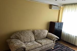 квартира за адресою Святошинська пл., 1