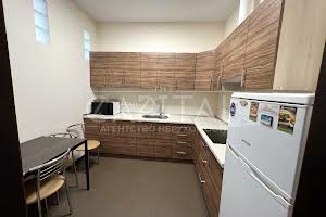 коммерческая по адресу Кловский спуск, 7
