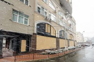 комерційна за адресою Київ, Антоновича вул. (Горького), 72