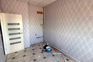 комерційна за адресою Молодіжна вул., 76А