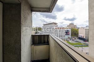 комерційна за адресою Хрещатик вул., 4