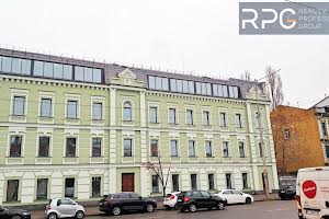 коммерческая по адресу Жилянская ул., 146