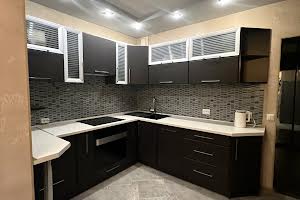 квартира за адресою Автозаводська вул., 15А