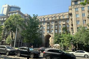 коммерческая по адресу Пирогова ул., 2