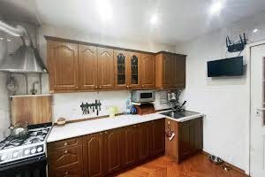 квартира за адресою Віктора Ярмоли вул., 4