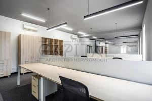 комерційна за адресою Науки просп., 1