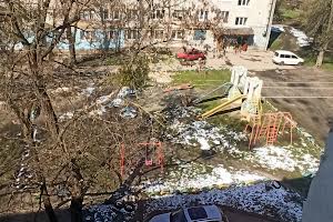 комната по адресу Космонавтів, 4
