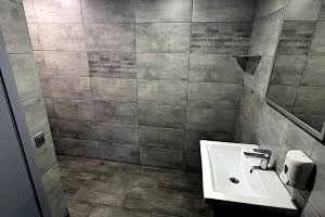 комерційна за адресою Шолуденка вул., 3