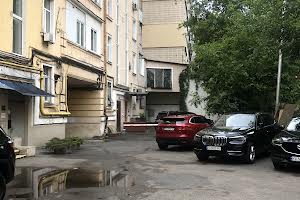 комерційна за адресою Обсерваторна вул., 10