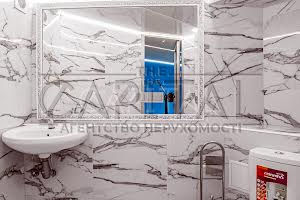 комерційна за адресою Київ, пр-т Бажана Миколи, 16
