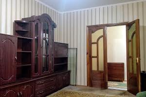 квартира за адресою Каштанова вул., 8а