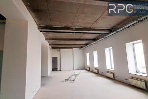 коммерческая по адресу Жилянская ул., 146