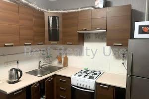 квартира за адресою Зої Гайдай вул., 7
