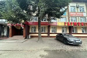 комерційна за адресою Симона Петлюри вул., 8