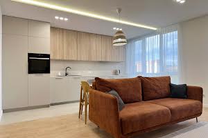 квартира за адресою Авраама Лінкольна вул., 6б