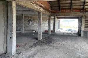 комерційна за адресою Майданівська вул., 4