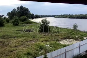ділянка за адресою 