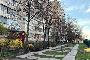 комерційна за адресою Чорнобильська вул., 18