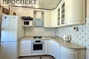 квартира за адресою Михайла Лушпи просп., 42