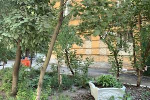 коммерческая по адресу Пирогова ул., 2