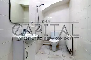 комерційна за адресою Липська вул., 9