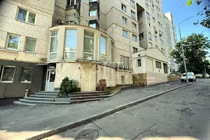 комерційна за адресою Печенізька вул., 16