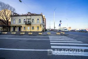 коммерческая по адресу Набережно-Крещатицкая ул., 19/21