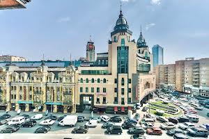 комерційна за адресою Велика Васильківська вул. (Червоноармійська), 1-3/2а