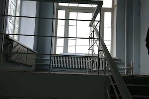 комерційна за адресою Громадянська вул., 5