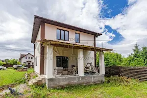 будинок за адресою с. Старі Петрівці, Калнишевського, 4