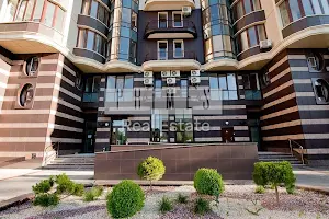 коммерческая по адресу Василия Тютюнника ул. (Анрі Барбюса), 37/1