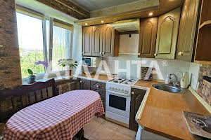 квартира за адресою Євгена Танцюри вул., 55