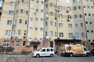 комерційна за адресою Івана Дяченка вул., 20Б