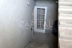 комерційна за адресою Лейбніца вул., 3