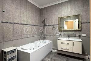 комерційна за адресою Кловський узвіз, 7