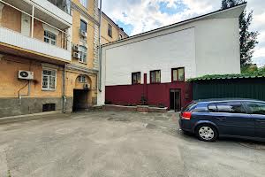 комерційна за адресою Симона Петлюри вул. (Комінтерну), 12-А