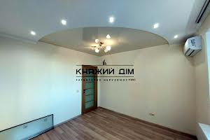 коммерческая по адресу Борщаговская ул., 206