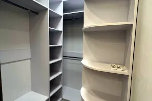 комерційна за адресою Кловський узвіз, 7а