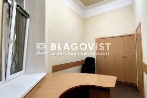 комерційна за адресою Лютеранська вул., 11-А
