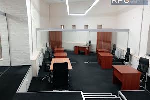 комерційна за адресою Рибальська вул., 22