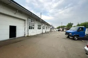 комерційна за адресою Пухівська вул., 15