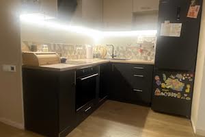 квартира за адресою Козакевича вул., 31