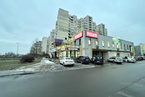 комерційна за адресою Ревуцького вул., 44-А